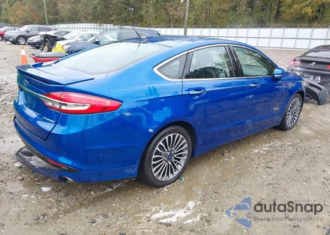 2017 Ford Fusion Energi Titanium из США, поврежденный, VIN 3FA6P0SU6HR128590